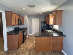 2011 Orlimar Ct in Spring Hill, TN - Building Photo - Building Photo