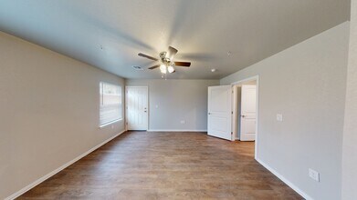 409 E Tonner Ave in Calera, OK - Building Photo - Building Photo