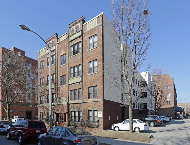 Varsity Apartments in Milwaukee, WI - Building Photo - Building Photo