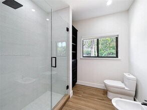 9700 SW 136th St in Miami, FL - Building Photo - Building Photo