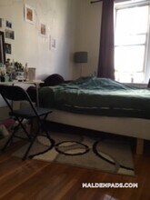 92 Maple St in Malden, MA - Building Photo - Building Photo