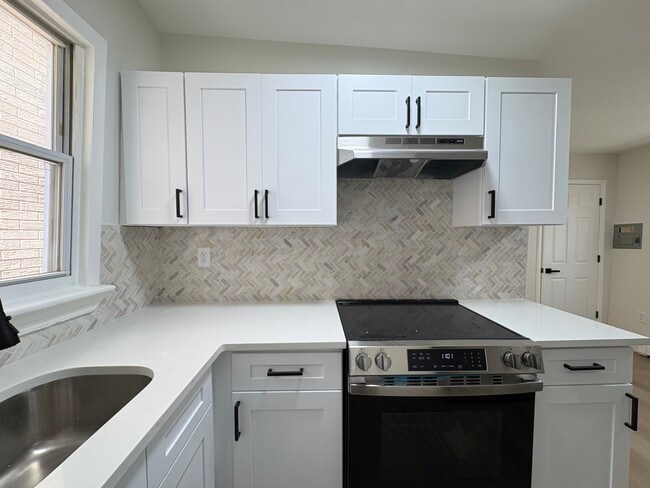 281 Belmont Ave, Unit 1 in Belleville, NJ - Foto de edificio - Building Photo