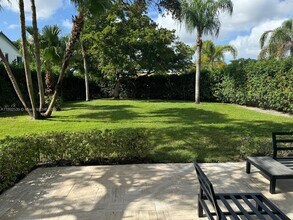 10744 Santa Laguna Dr in Boca Raton, FL - Building Photo - Building Photo