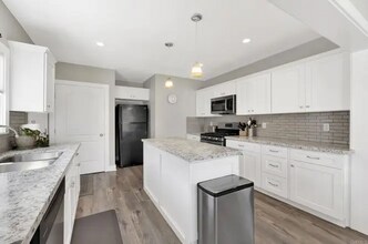 15158 Domino St in Los Angeles, CA - Building Photo - Building Photo