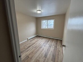 121 Alice St in Sarnia, ON - Building Photo - Building Photo
