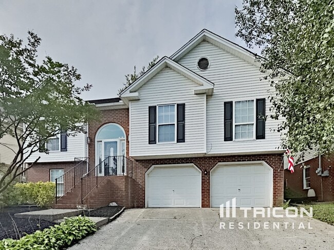 property at 104 Edgewater Ct