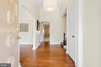 1801 Primrose Rd NW in Washington, DC - Building Photo - Building Photo