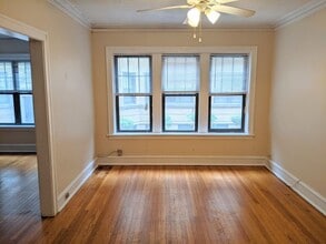 925 Forest Ave in Evanston, IL - Foto de edificio - Building Photo