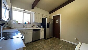 2821 Redwing Rd in Fort Collins, CO - Building Photo