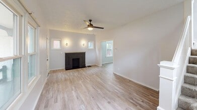 6232 Montgomery Rd in Cincinnati, OH - Building Photo - Building Photo