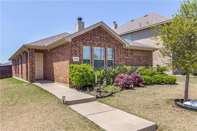 1313 Honeywood Ln in Royse City, TX - Building Photo - Building Photo