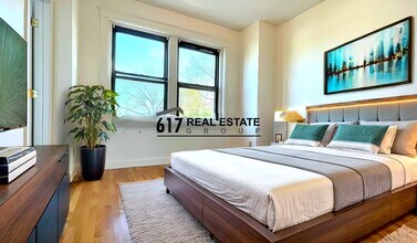 17 Cummings Rd, Unit 4 in Boston, MA - Foto de edificio - Building Photo