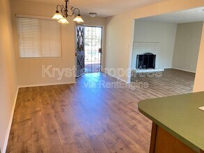130 Yorkshire Ct in Vallejo, CA - Building Photo - Building Photo