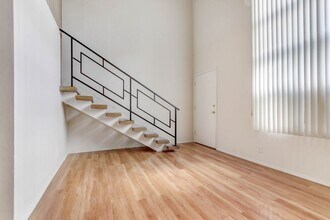 9809 Tabor St in Los Angeles, CA - Building Photo - Building Photo