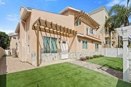 Hale Honu Villas