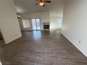 2071 Angel Falls Dr in Henderson, NV - Building Photo - Building Photo