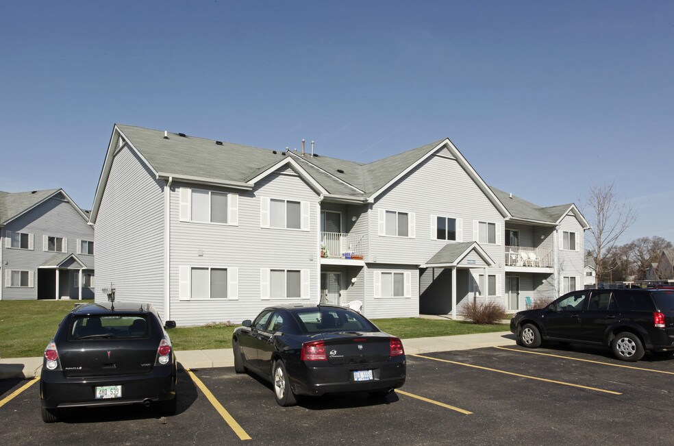 Dauner Haus II Senior Apartments Fenton, MI Apartments For Rent