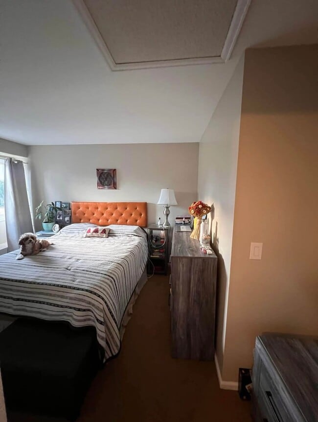 3400 W 104th Pl