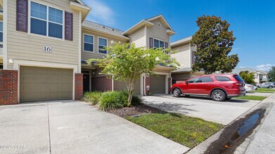 1602 Baldwin Rowe Cir in Panama City, FL - Building Photo - Building Photo