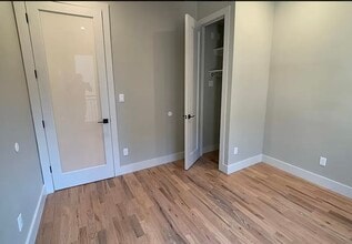 151 Stanhope St, Unit 2A in Brooklyn, NY - Foto de edificio - Building Photo