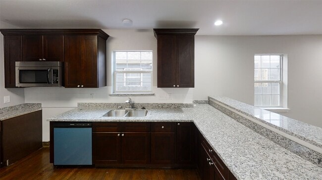 4323 Alice St in Houston, TX - Building Photo - Building Photo