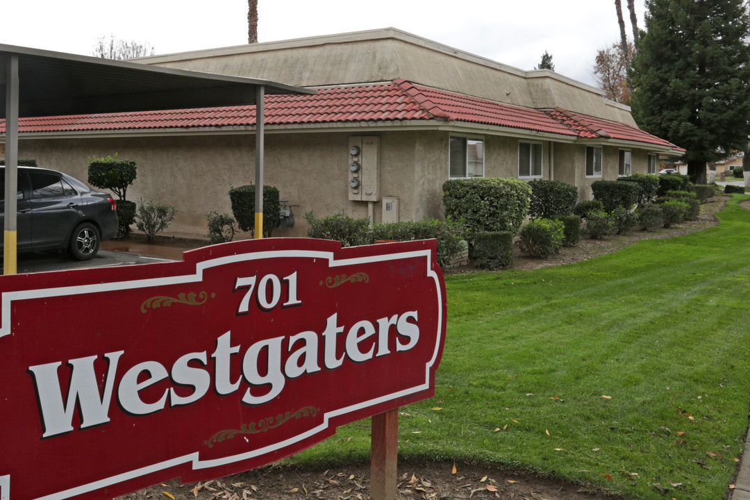 Westgater Apartments in Madera, CA - Building Photo