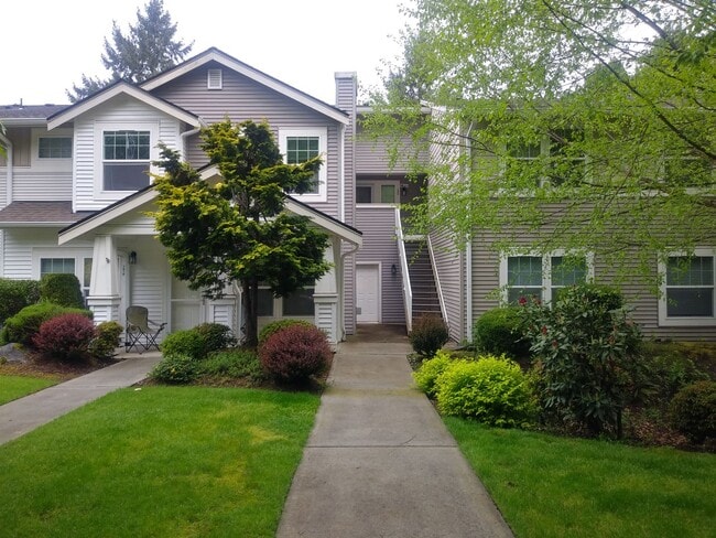 property at 1606 Kennedy Pl