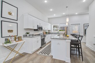 5739 Murray Dr in Hanahan, SC - Building Photo - Building Photo