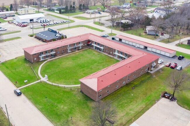 property at 101 16th Ave NW