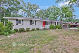 107 Huntwood Dr in Smyrna, GA - Building Photo - Building Photo