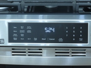 348 Boyden Ave, Unit 4 in Maplewood, NJ - Building Photo - Building Photo