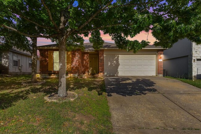 218 Altamont St in Hutto, TX - Building Photo - Building Photo