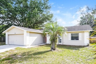 344 Sand Pine Trail in Winter Haven, FL - Building Photo - Building Photo