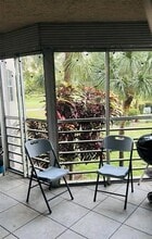 1811 Sabal Palm Dr, Unit 208 in Davie, FL - Building Photo - Building Photo