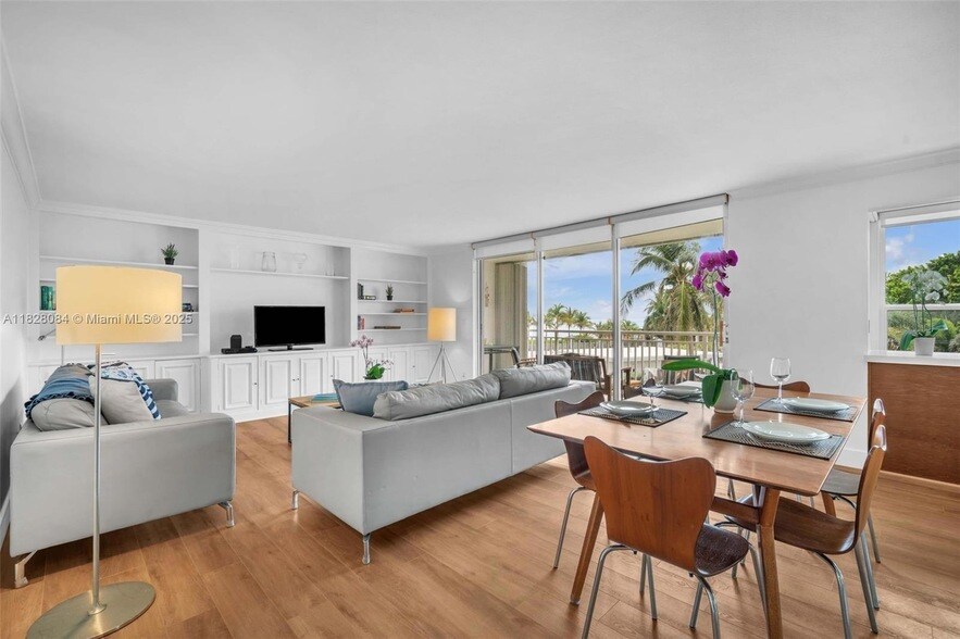 611 Ocean Dr in Key Biscayne, FL - Building Photo
