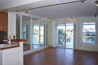 273 Cypress Point Dr in Palm Beach Gardens, FL - Building Photo - Building Photo