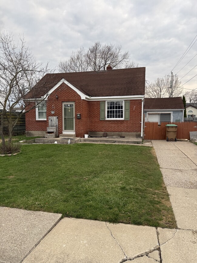 property at 26 Pinevale Ct