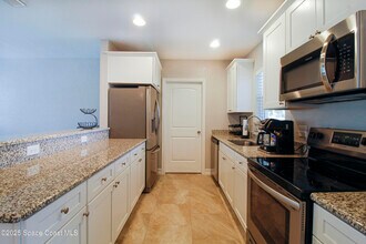 827 Glenmore Cir in Melbourne, FL - Building Photo - Building Photo