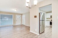 3407 Longleaf Dr photo'