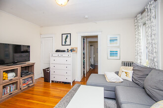 33 Walbridge St, Unit uni3 1-bed 1-bath in Boston, MA - Building Photo - Building Photo