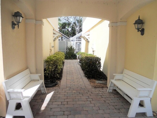 482 Capistrano Dr, Unit FL5-ID1276A in Palm Beach Gardens, FL - Building Photo - Building Photo