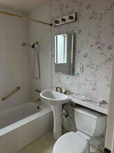 2797 Massachusetts Ave in Redwood City, CA - Building Photo - Building Photo