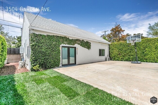 property at 3504 Garden Ave