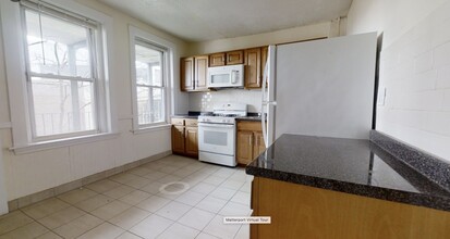 8 Barrows St, Unit #1 in Boston, MA - Building Photo - Building Photo