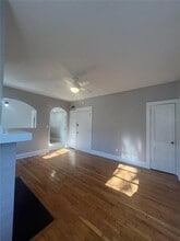 3303 W Empedrado St, Unit 4 in Tampa, FL - Building Photo - Building Photo