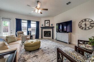 9525 Blue Stem Ln in Oak Point, TX - Building Photo - Building Photo