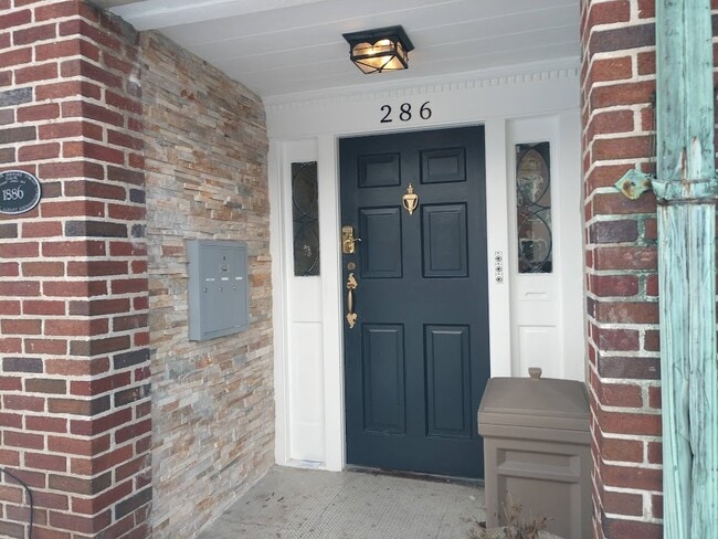 286 Western Ave, Unit 2nd FL