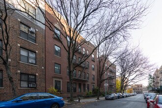 375 Lincoln Pl in Brooklyn, NY - Foto de edificio - Building Photo