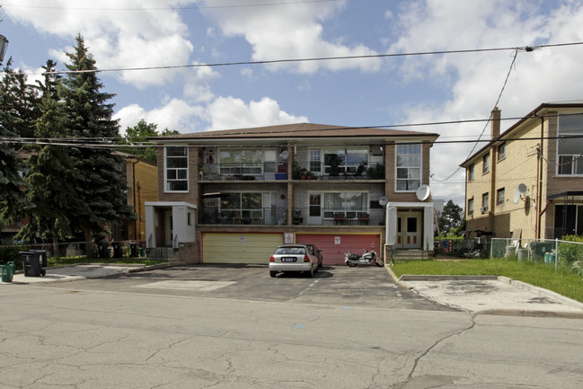 68-70 Purdon Dr in Toronto, ON - Building Photo - Primary Photo