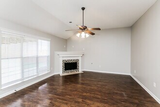 5704 Deer Ridge Dr in Southaven, MS - Building Photo - Building Photo